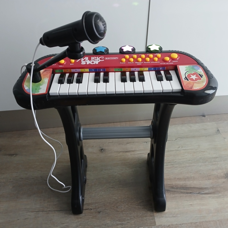 Piano electrónico para niños