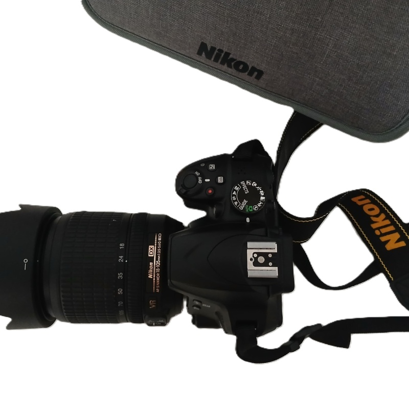 NIKON Réflex D3400